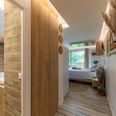 Le Quintessence: Balneo & Luminotherapie + Parking Apartmán *