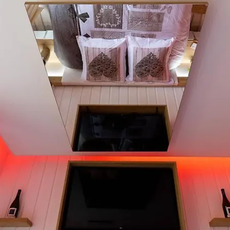 Apartmán Le Quintessence: Balneo & Luminotherapie + Parking *