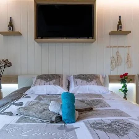 Apartmán Le Quintessence: Balneo & Luminotherapie + Parking