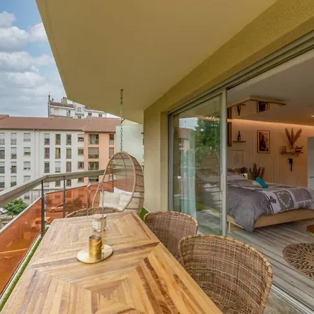 Le Quintessence: Balneo & Luminotherapie + Parking Apartmán